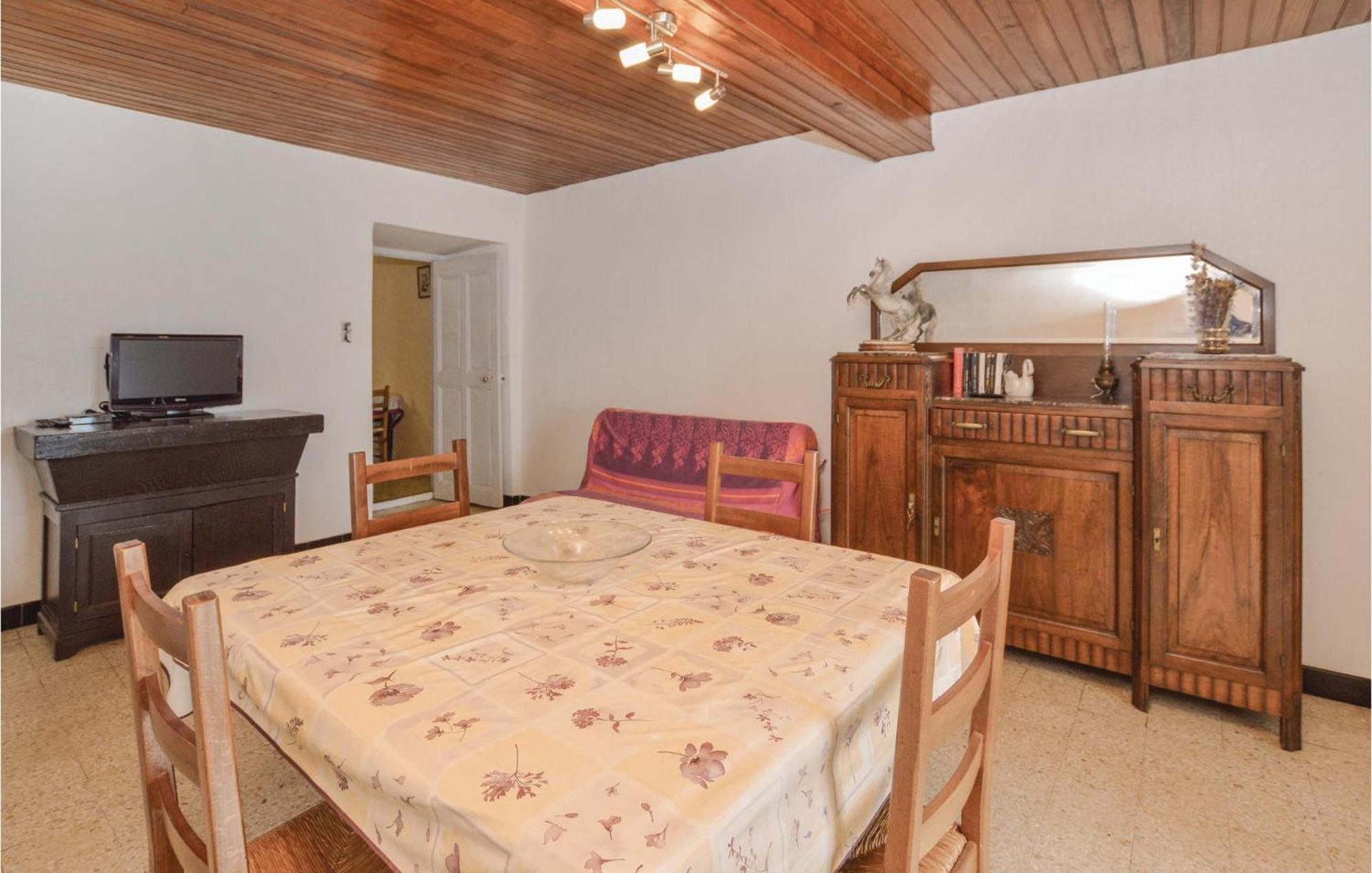 Lovely Apartment In Pietranera With Wifi Exterior photo