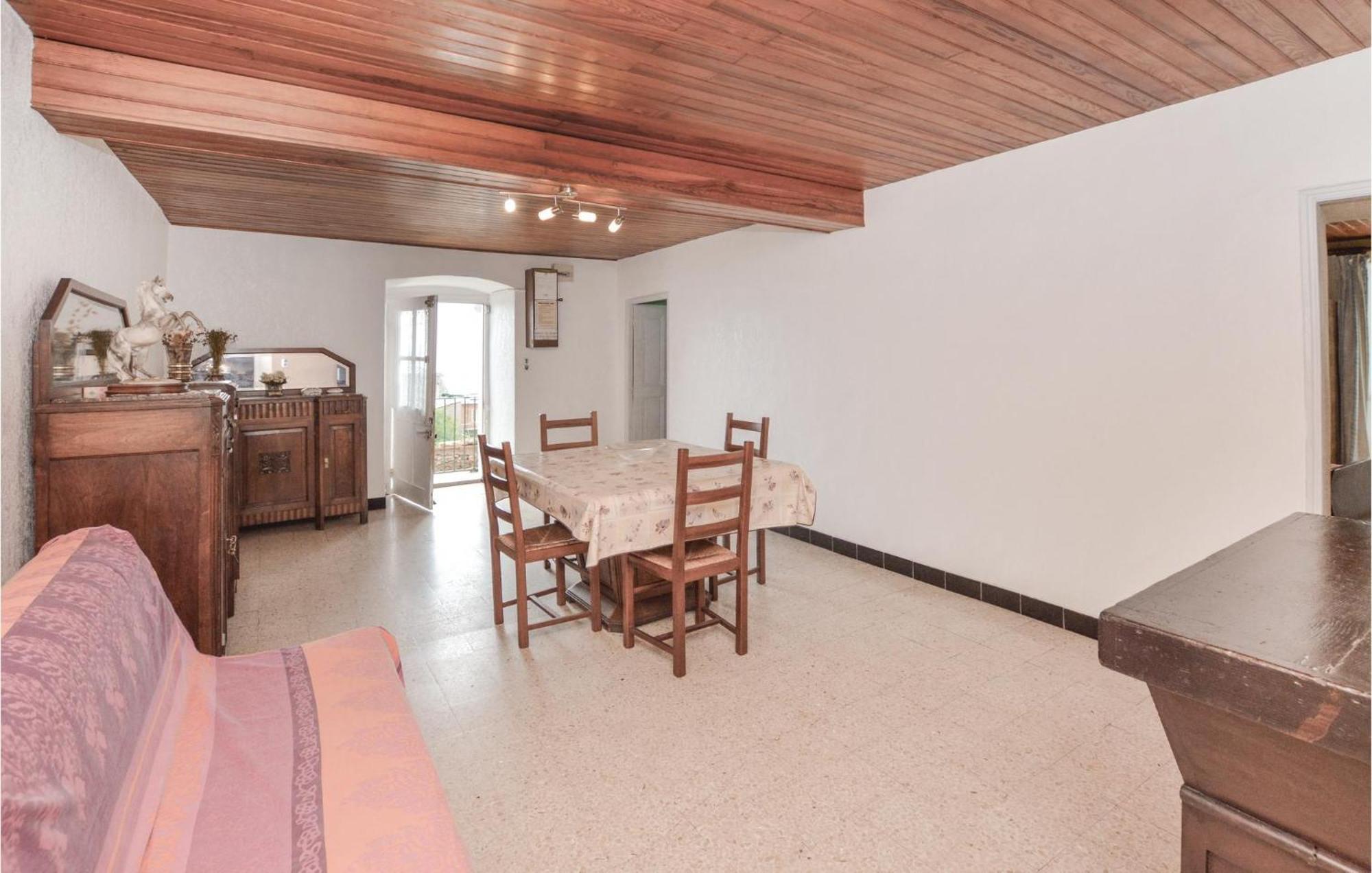 Lovely Apartment In Pietranera With Wifi Exterior photo